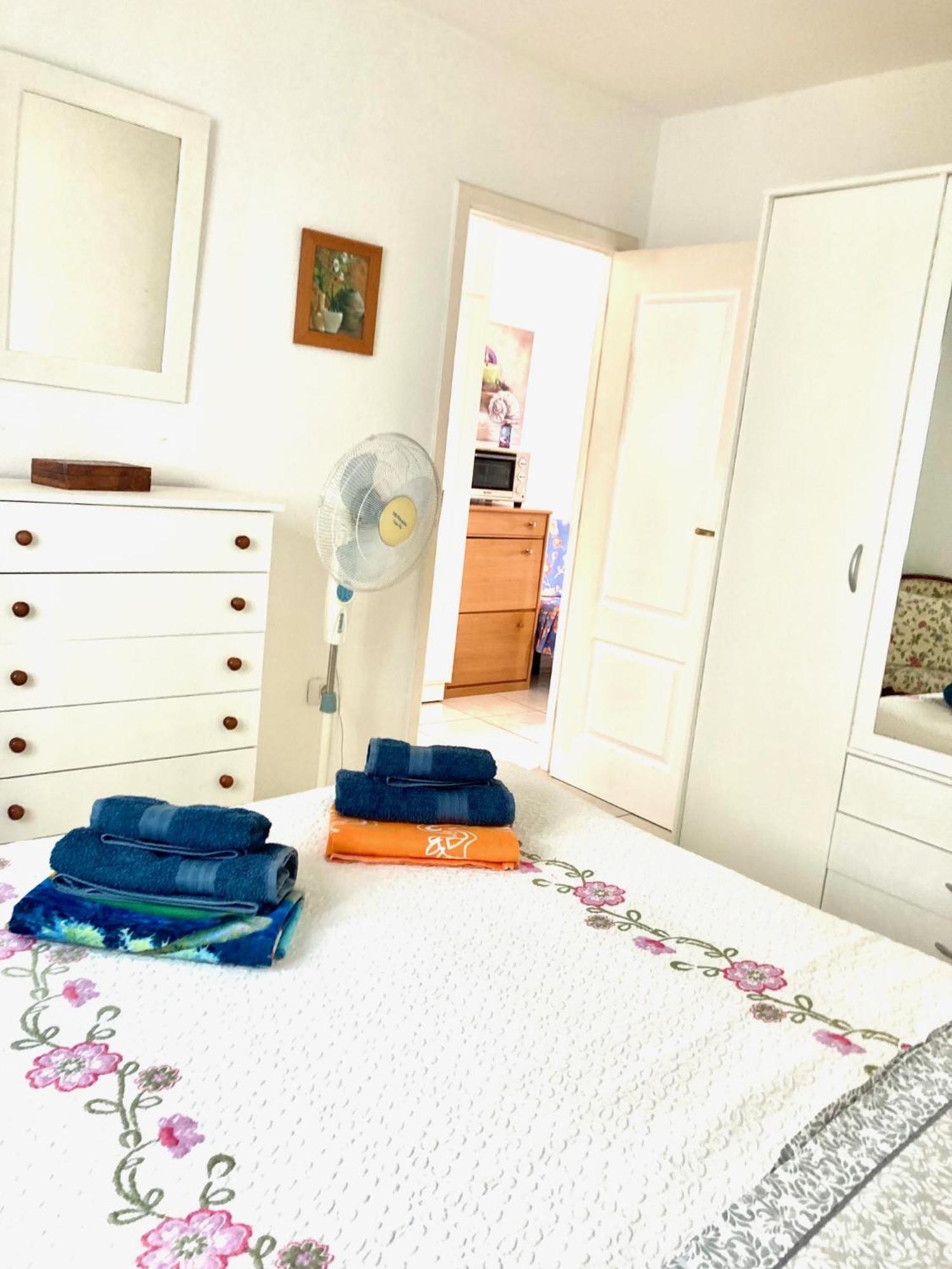 Apartamento En Primera Linea De Playa, Centrico, Tranquilo 플라야데라스아메리카스 외부 사진