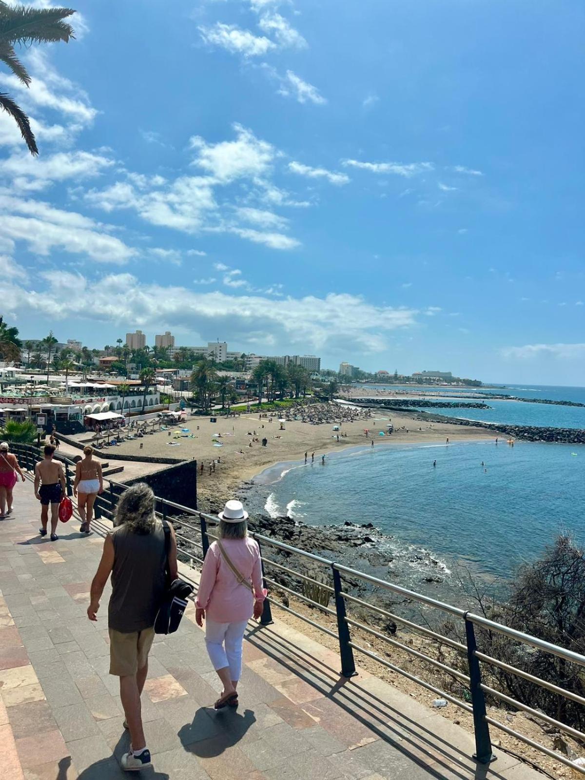 Apartamento En Primera Linea De Playa, Centrico, Tranquilo 플라야데라스아메리카스 외부 사진